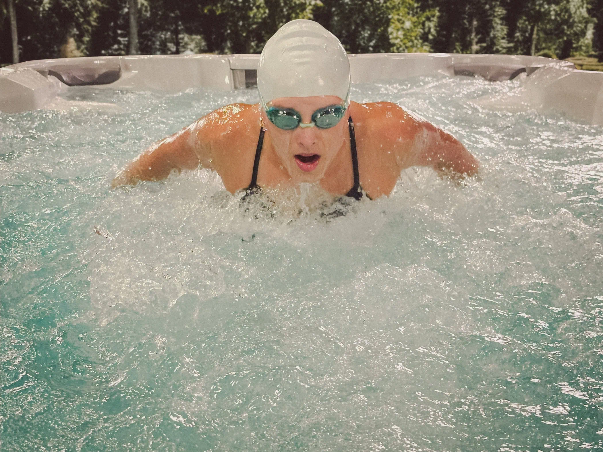 competitive swimmer in surf 17 swim spa